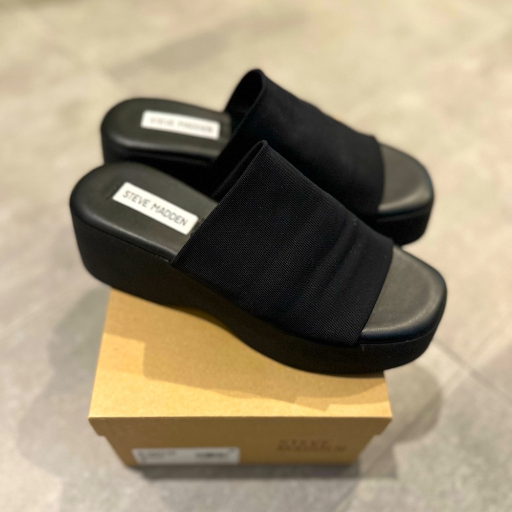 Steve Madden Slinky 30 Platform Sandal